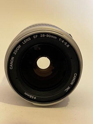 Cámara Canon EOS 300 analógica + lente 28-90mm