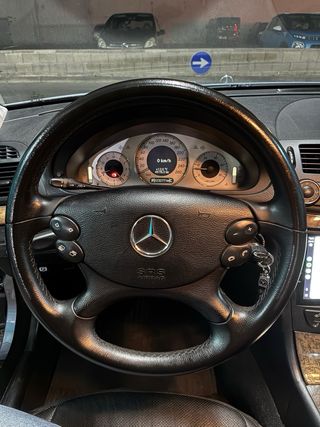 Mercedes-Benz Clase E W211