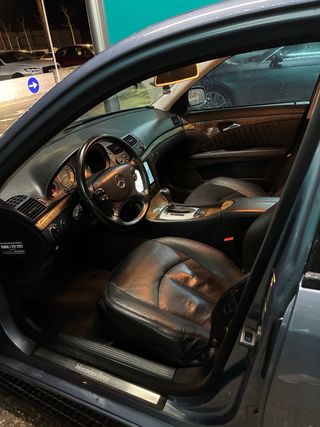 Mercedes-Benz Clase E W211