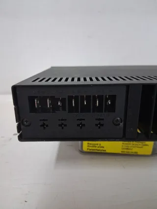 Amplificador Blaupunkt BEB 58