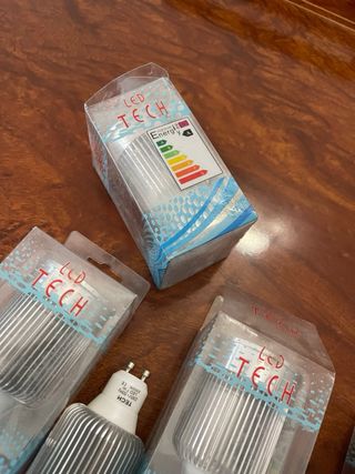 17 Lampadine LED TECH