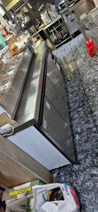 Arcón Enfriador/Botellero para Salad Bar