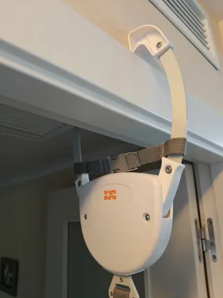 Saltador para bebé de puerta