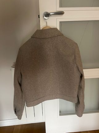 Chaqueta Zara paño beige