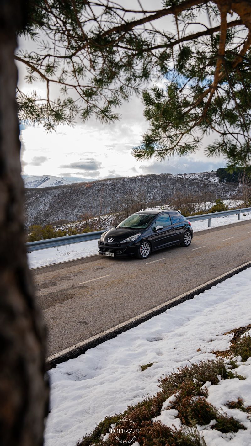 Peugeot 207 2007 - foto 1