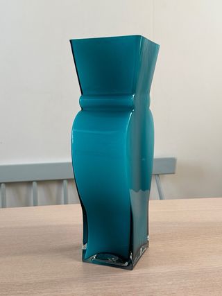 Jarrón Kare Design Silhouette Swing 40 cm Turquesa