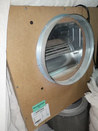 Caja extractora de aire