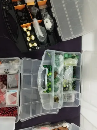 Lote de abalorios  por cambio de emprendimiento