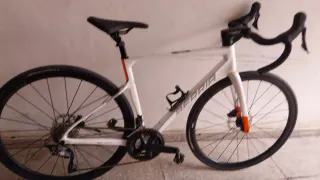 Berria Belador Reestreno Talla M