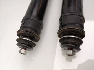 JUEGO AMORTIGUADORES TRASERO TOYOTA AURIS 676616