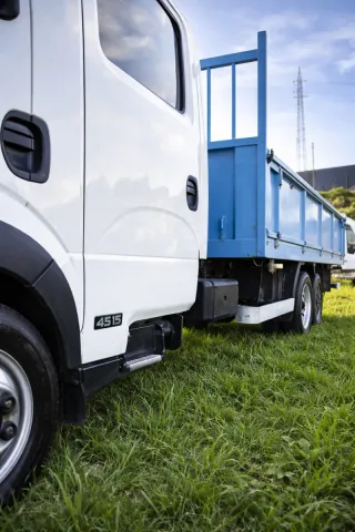 Nissan Cabstar 45.15 – Camión Volquete