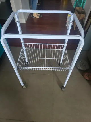 Carrito para jaula de pájaros