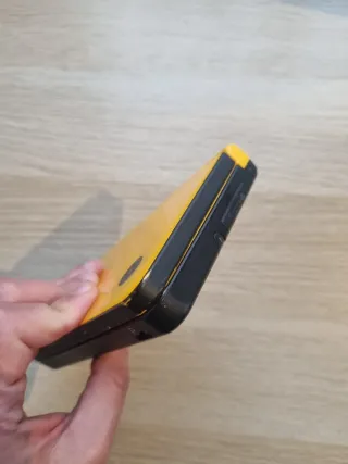 Console Nintendo DSi XL Gialla