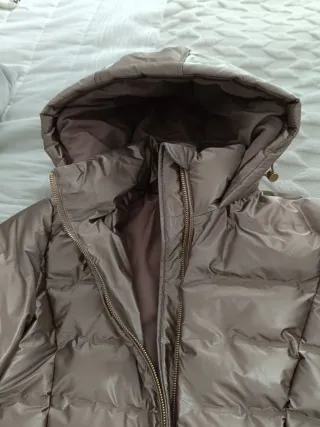 Cazadora dorada con cinturón Dos puestas