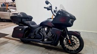 Moto INDIAN Pursuit Dark Horse