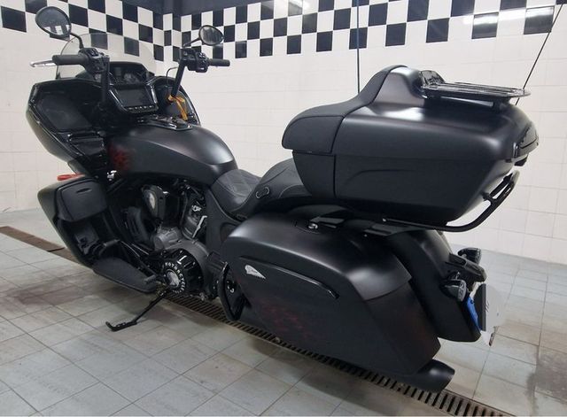 Moto INDIAN Pursuit Dark Horse