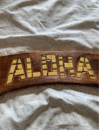 Decoración de pared ALOHA con flores