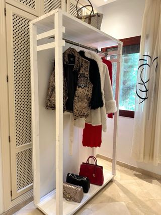 Armario de pino de buena caludad hecho a medida