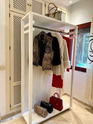 Armario de pino de buena caludad hecho a medida