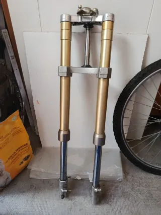 Horquillas Derbi Senda. Algo negociable