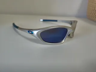 Gafas Oakley Vintage Plata y Azul