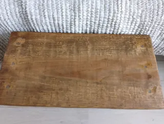 Banco de madera rústico