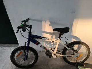 Bicicleta y patinete infantil