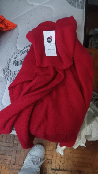 Chaqueta camuflaje naranja y negra