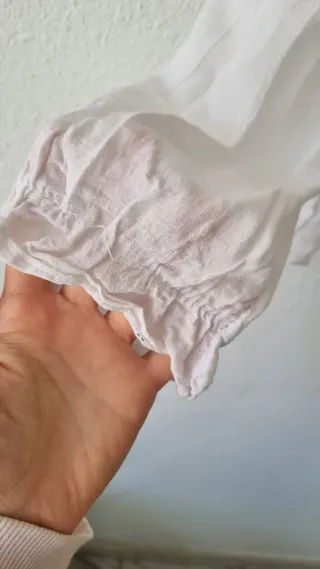 Blusa blanca suelta talla S