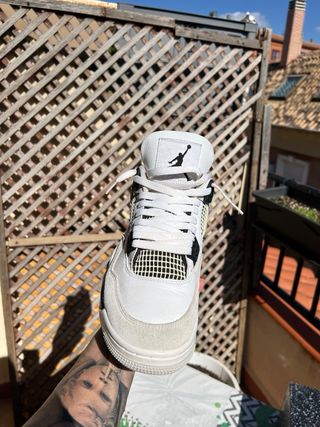 Air Jordan 4 Military Black