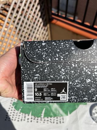 Air Jordan 4 Military Black