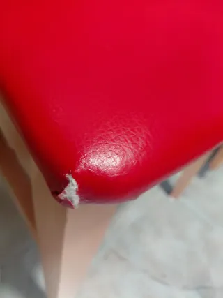 Sillas comedor madera y polipiel rojo