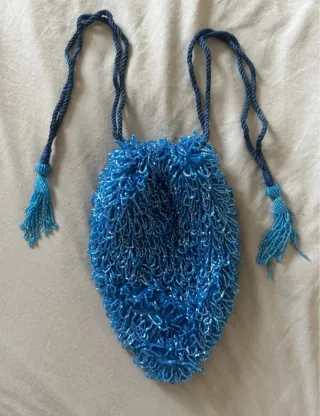 Bolso fiesta abalorios Zara azul