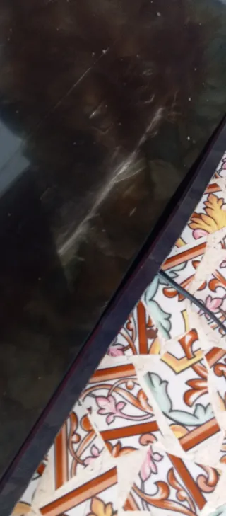 TV 40 Marco Roto y Leds Dañados