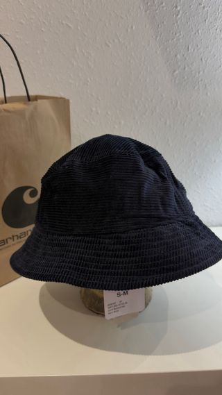 Gorra Carhartt de pana azul