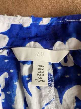 Vestido H&M floral azul y blanco talla M
