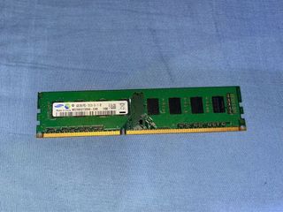 Samsung 4GB DDR3 1333MHz M378B5273DH0-CH9