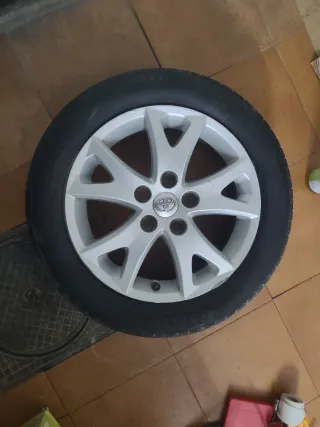 Llantas Toyota 16 (Juego de 4)