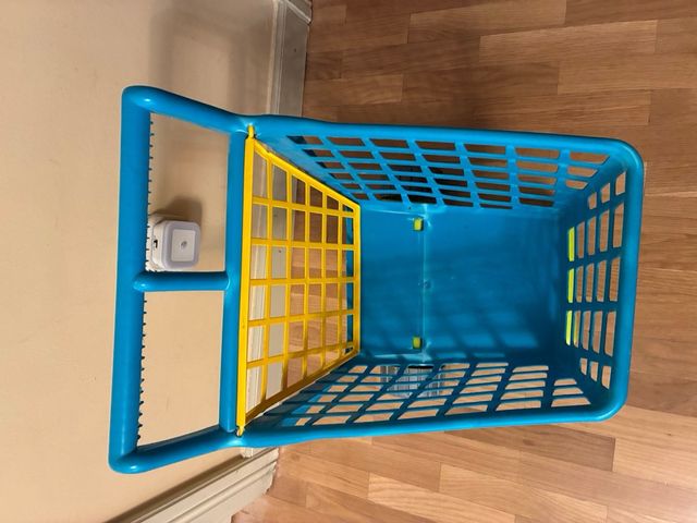 Carrito compra juguete