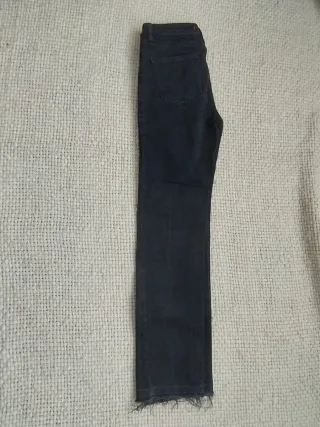 Pantalón vaquero negro ZARA Talla 38