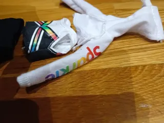 Conjunto Ropa Muñeca Rainbow High