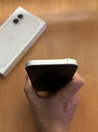 iPhone 16 Bianco 100% Batteria