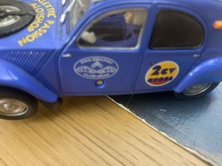 Scalextric Citroën 2 CV Scalextricpassion 2011