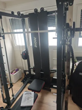 Banco de pesas y Smith DIOME