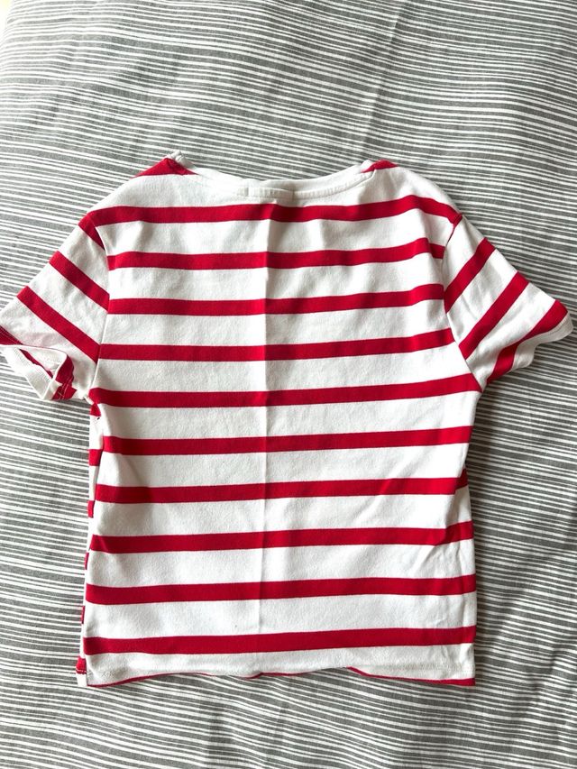 Camiseta Stradivarius Talla M Rayas Rojas y Blanca