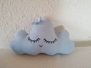 Cojín Nube Azul Hecho a Mano nuevo