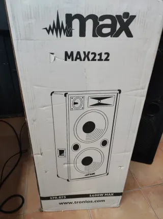 Altavoz PASIVO Max 212 sin usar.