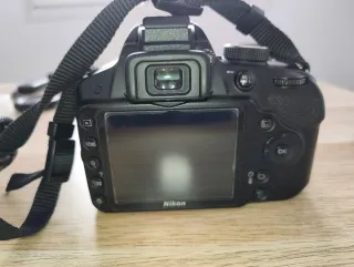 Nikon D3200 kit 18-55 con extras y caja