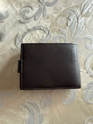 Cartera de piel para hombre