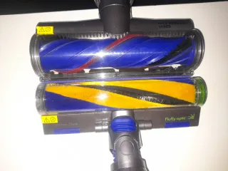 Aspiradora Dyson V15 origin + cepillo láser fluffy